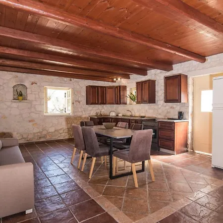 Elianthos Stone Циливи